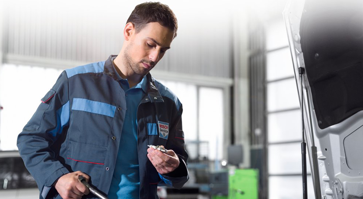 Рекомендации специалистов Bosch по эксплуатации свечей зажигания Рекомендации специалистов Bosch по эксплуатации свечей зажигания