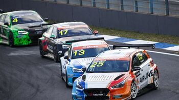 Carville Racing из конца в кольцо: 1 этап нового сезона G-Drive СМП РСКГ