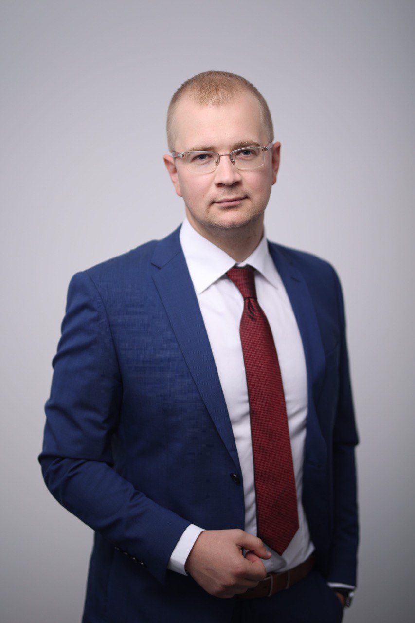 Александр Ухов